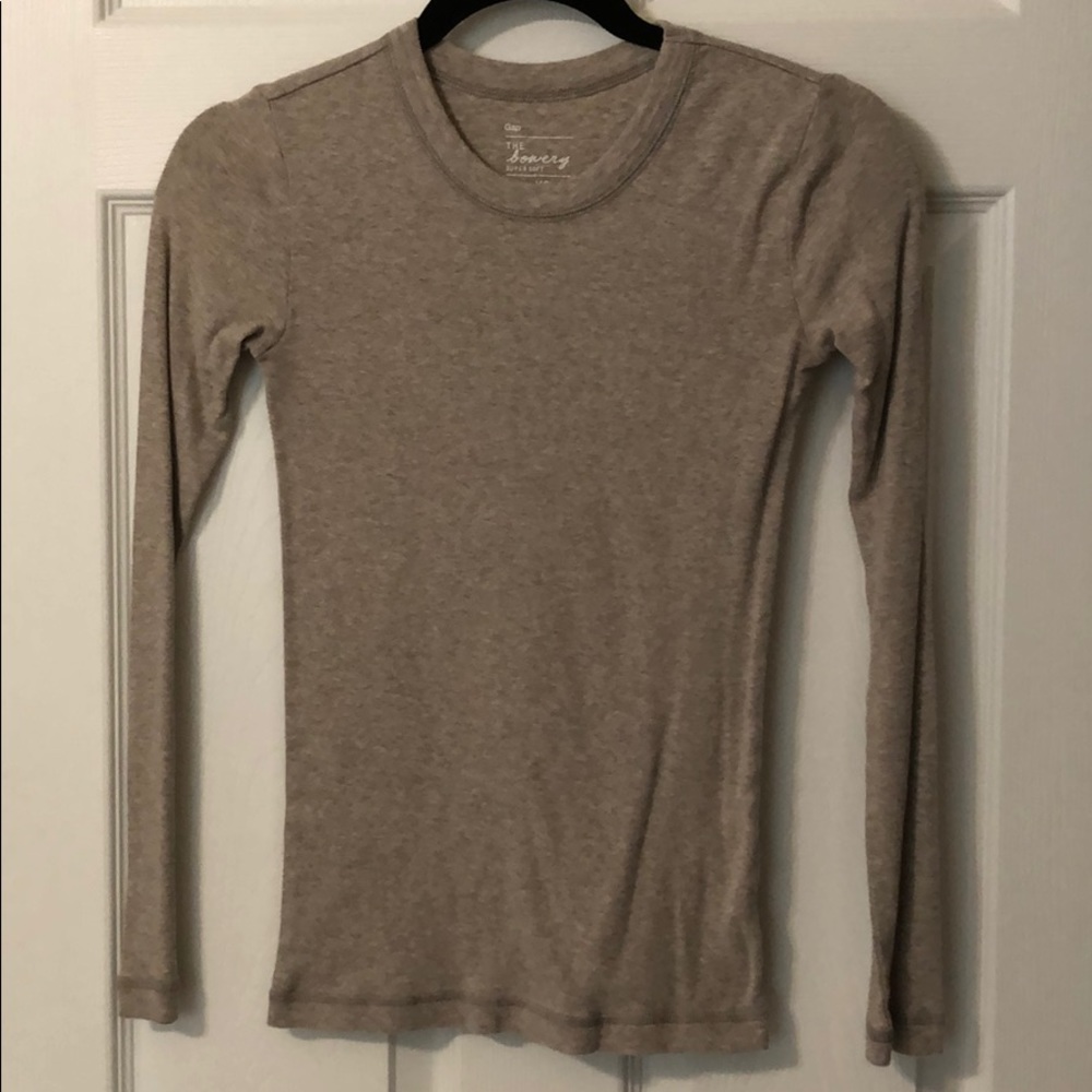 Gap top
